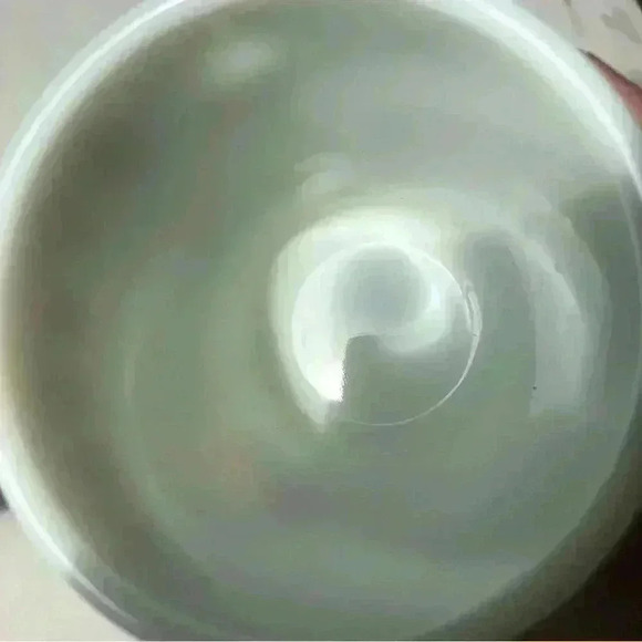 Set of 2 Pyrex Butterfly Gold milk glass mugs with D handles - Picture 8 of 10